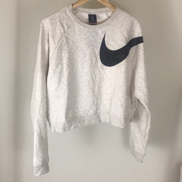 Nike Sweaters - Dry Fit Nike Sweater